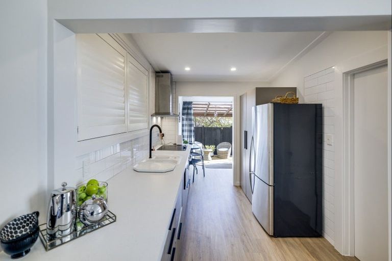 Photo of property in 407 Marine Parade, Napier South, Napier, 4110