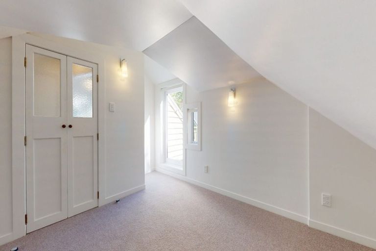 Photo of property in 204 Sydney Street West, Thorndon, Wellington, 6011