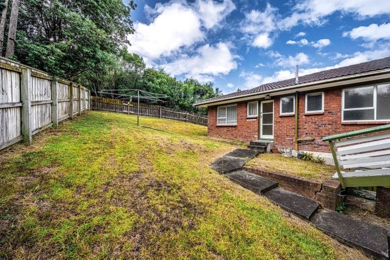 Photo of property in 16 Bacot Place, Howick, Auckland, 2014