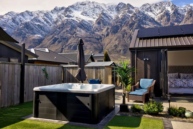 Photo of property in 64 Jack Hanley Drive, Jacks Point, Queenstown, 9371