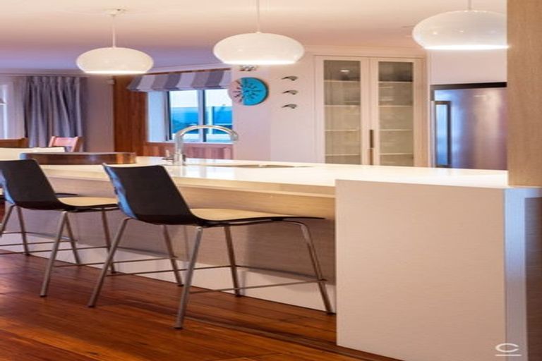 Photo of property in 152 Oceanview Road, Mount Maunganui, 3116