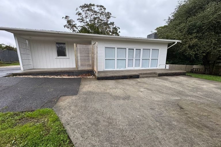Photo of property in 14 Mclean Avenue, Papatoetoe, Auckland, 2025