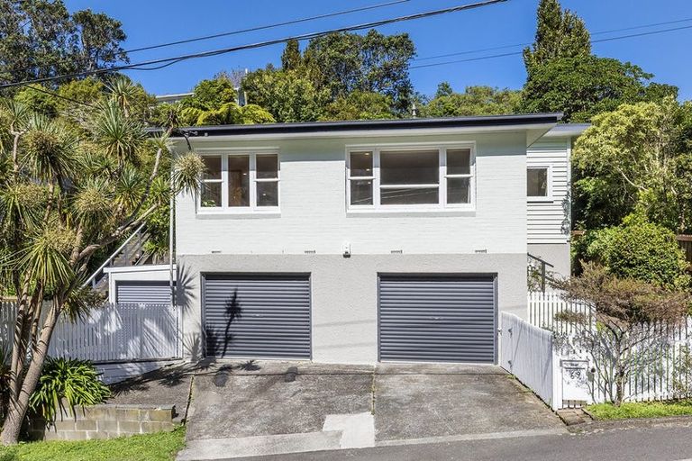 Photo of property in 69 Awarua Street, Ngaio, Wellington, 6035