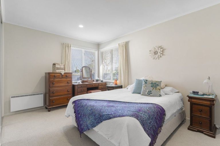 Photo of property in 30 Elliot Street, Howick, Auckland, 2014