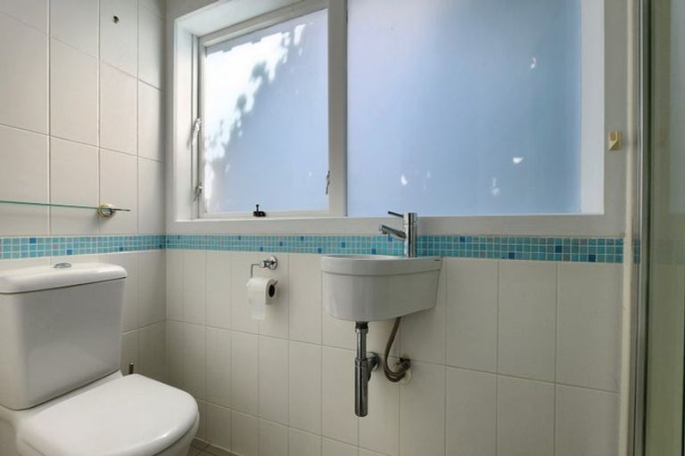 Photo of property in 7 Chisbury Street, Churton Park, Wellington, 6037