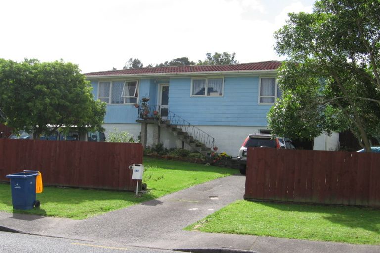 Photo of property in 46 Kemp Road, Massey, Auckland, 0614