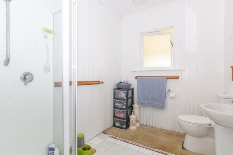 Photo of property in 2 Ballance Street, Raetihi, 4632