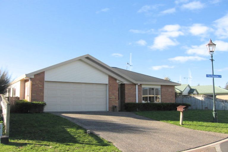 Photo of property in 41 Northmeadow Drive, Rototuna, Hamilton, 3210