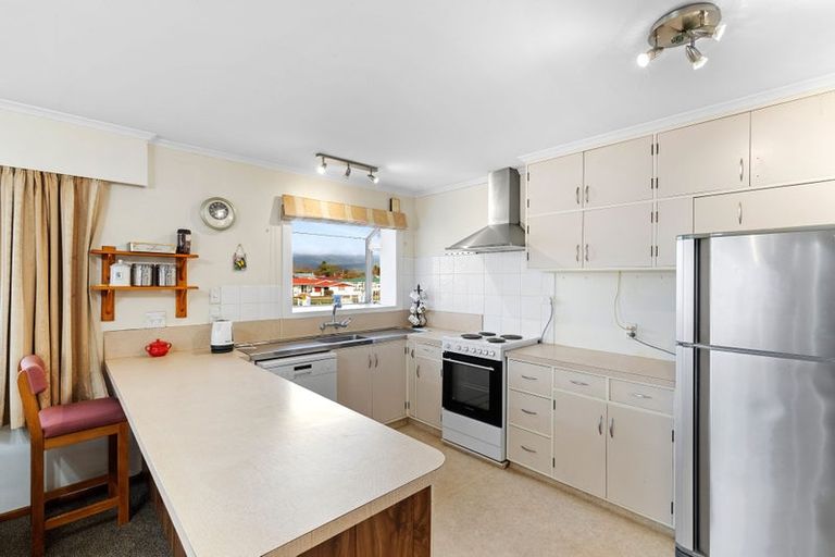 Photo of property in 27 The Avenue, Levin, 5510