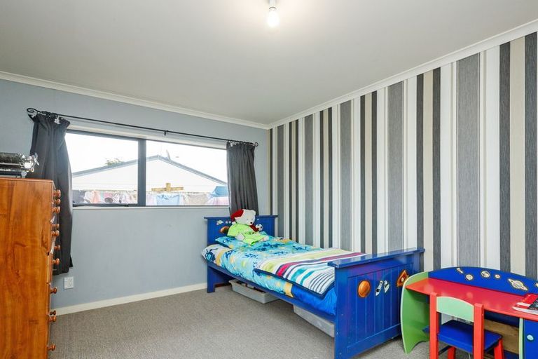 Photo of property in 155 Schnell Drive, Kelvin Grove, Palmerston North, 4414