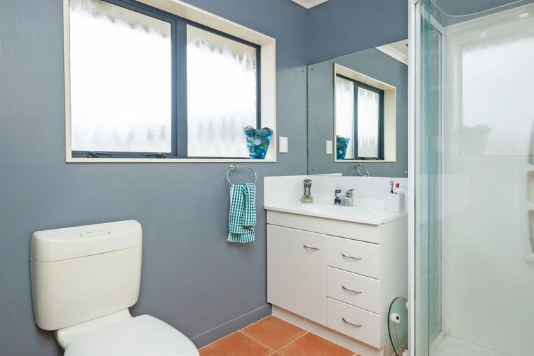 Photo of property in 155 Schnell Drive, Kelvin Grove, Palmerston North, 4414