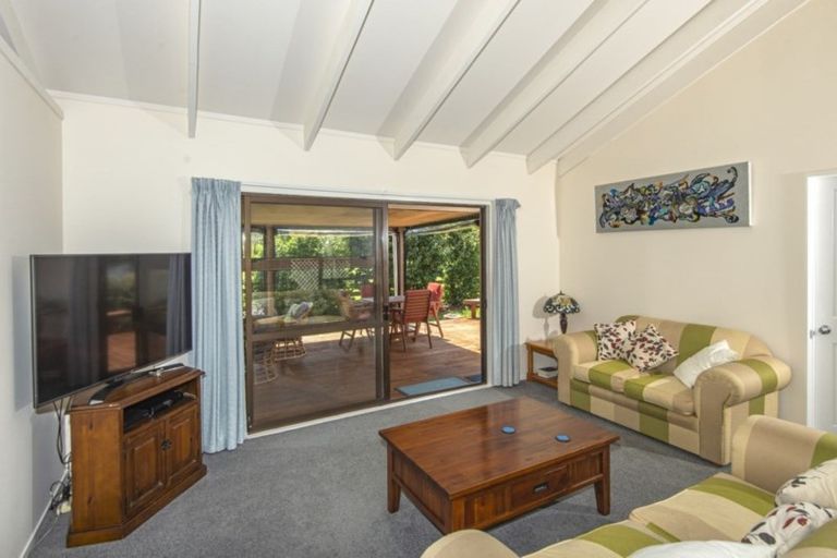 Photo of property in 82 Loop Road, Otaika, Whangarei, 0170