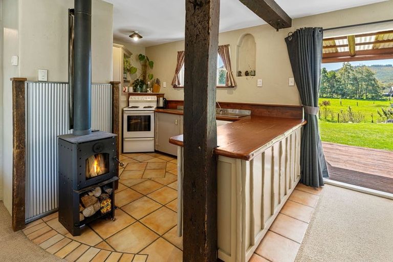 Photo of property in 69 Whitby Road, Wakefield, 7025