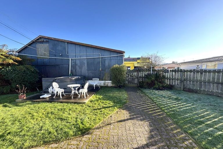 Photo of property in 118 Clyde Street, Balclutha, 9230
