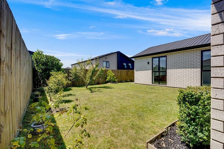 Photo of property in 23 Inuwai Street, Glenview, Hamilton, 3206