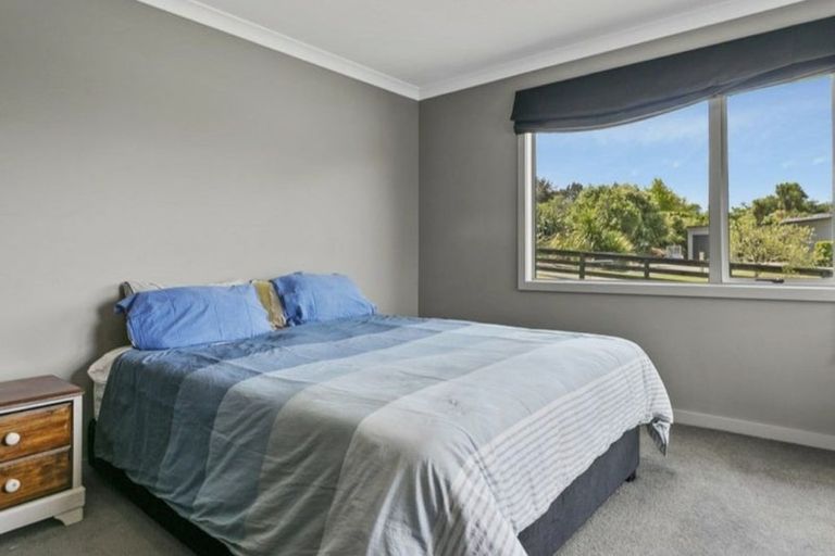 Photo of property in 7 Loch Views Road, Acacia Bay, Taupo, 3385