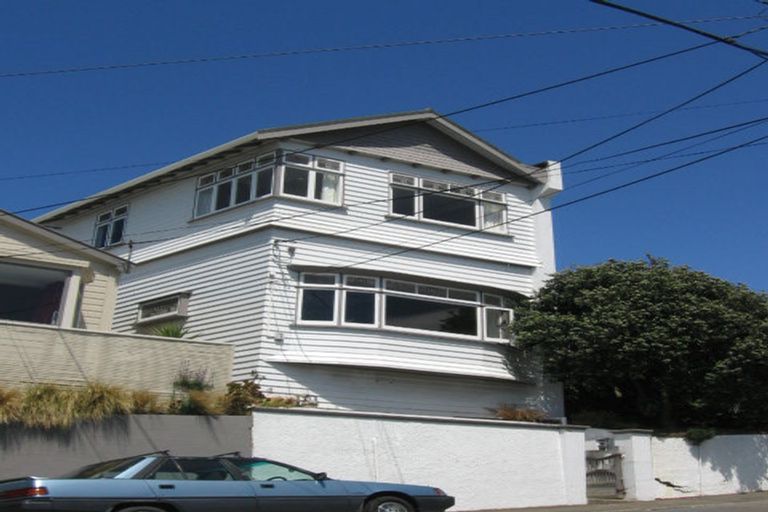 Photo of property in 15 Bidwill Street, Mount Cook, Wellington, 6021