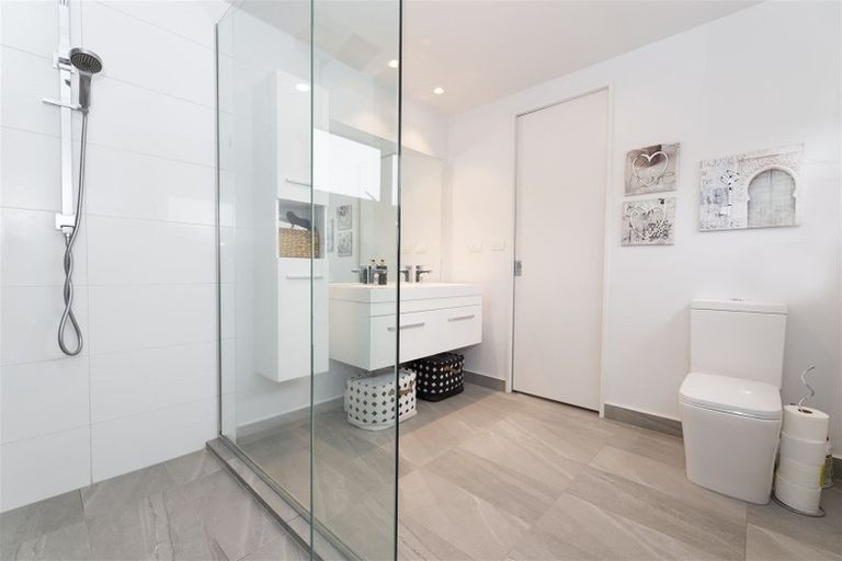 Photo of property in 9 Ngaroma House Drive, Hobsonville, Auckland, 0618