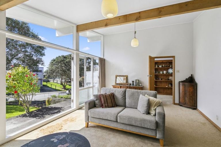 Photo of property in 2 Ontario Street, Kingston, Wellington, 6021