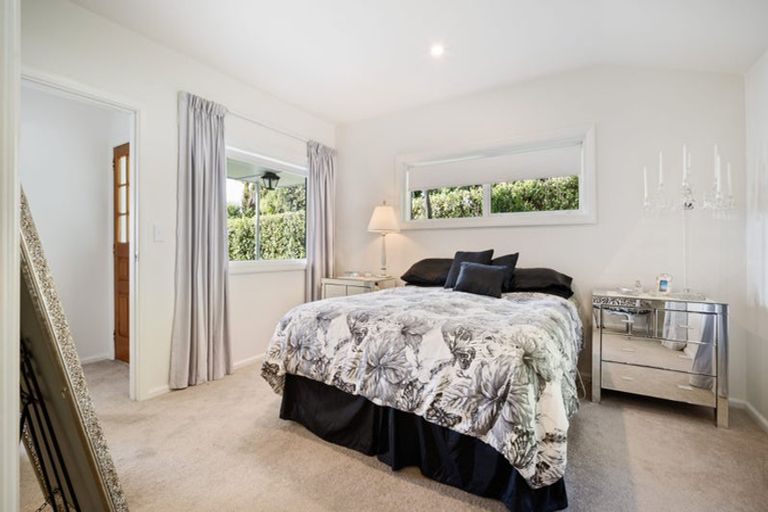 Photo of property in 14 Saint Andrews Hill Road, Mount Pleasant, Christchurch, 8081