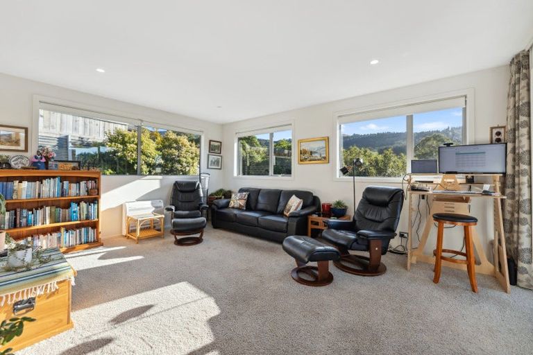 Photo of property in 25 Glendermid Close, Sawyers Bay, Port Chalmers, 9023