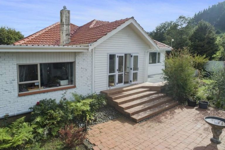Photo of property in 5 Kara Road, Maungatapere, Whangarei, 0179