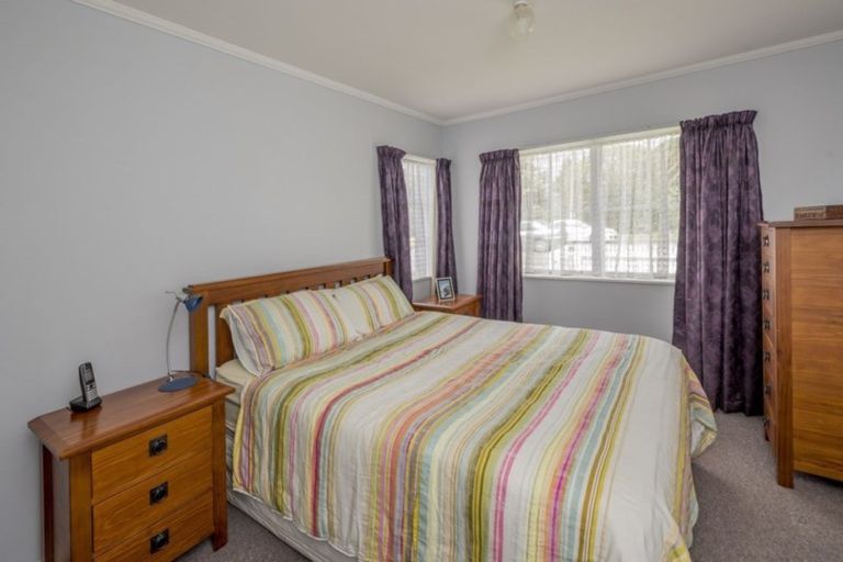 Photo of property in 73 Liverpool Street, Levin, 5510