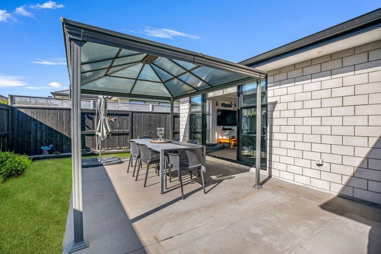 Photo of property in 8 Wawai Drive, Papamoa Beach, Papamoa, 3118