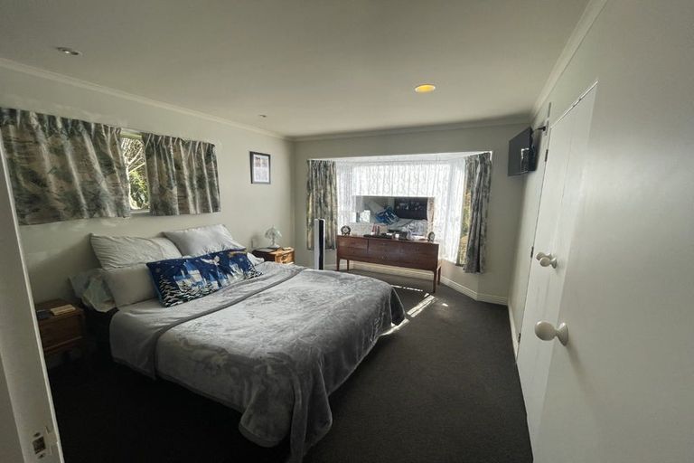 Photo of property in 9a Miro Street, Merrilands, New Plymouth, 4312