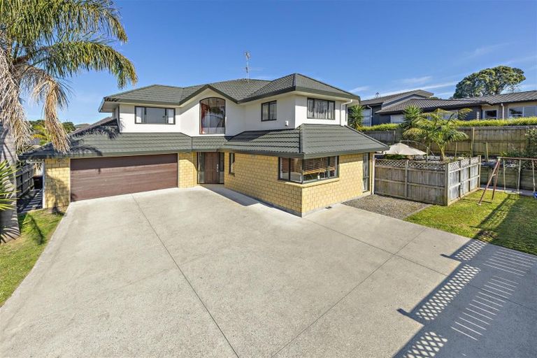 Photo of property in 30 Cairnsvale Rise, Manurewa, Auckland, 2105