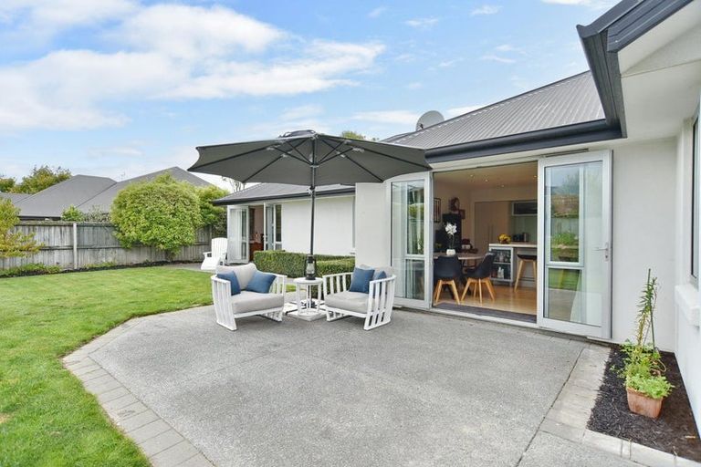 Photo of property in 9 Springside Place, Redwood, Christchurch, 8051