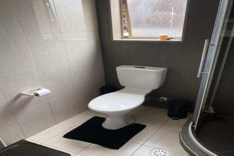 Photo of property in 27a Captain Scott Road, Glen Eden, Auckland, 0602