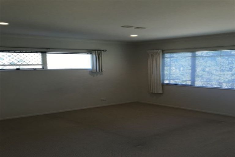 Photo of property in 3 Thyme Court, Flat Bush, Auckland, 2016