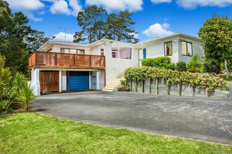 Photo of property in 13 Mawson Avenue, Torbay, Auckland, 0630