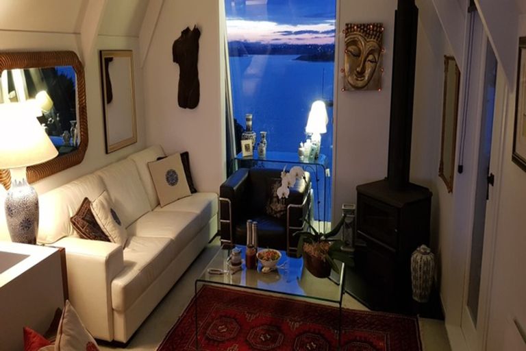 Photo of property in 2/31 Telstar Place, Beach Haven, Auckland, 0626