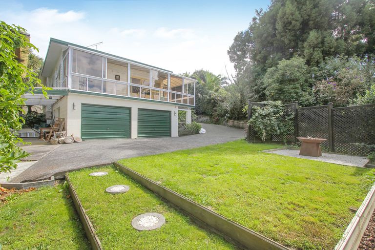 Photo of property in 1/19 Mcdowell Crescent, Hillcrest, Auckland, 0627