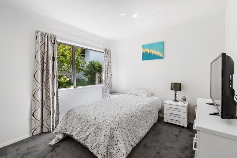 Photo of property in 859 Beach Road, Waiake, Auckland, 0630