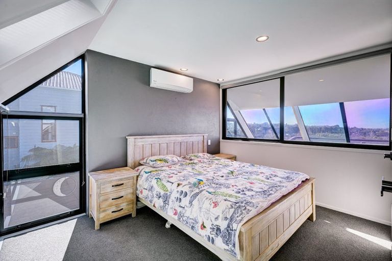 Photo of property in 7 Harper Street, Chatswood, Auckland, 0626