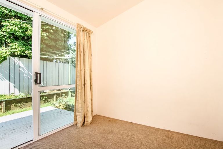 Photo of property in 2/15 Adriatic Avenue, Henderson, Auckland, 0612