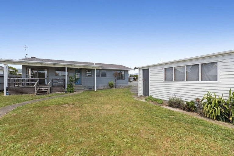 Photo of property in 25 Rimu Street, Levin, 5510