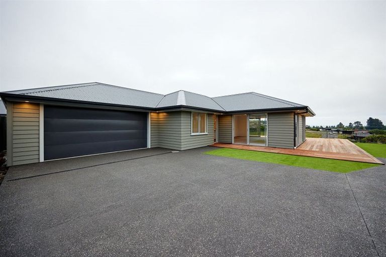 Photo of property in 29 Knowles Crescent, Kaikoura Flat, Kaikoura, 7371