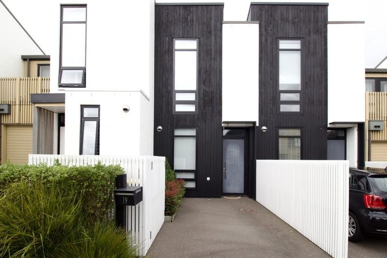 Photo of property in 19 Isitt Road, Hobsonville, Auckland, 0616