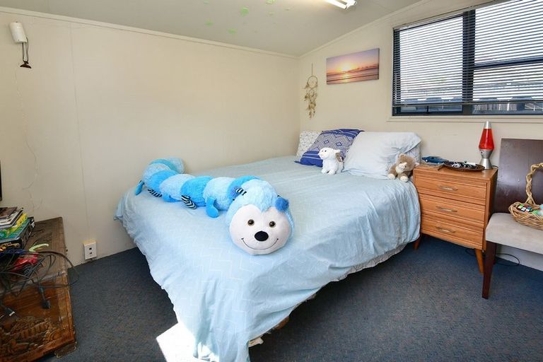 Photo of property in 885 Whangaparaoa Road, Manly, Whangaparaoa, 0930