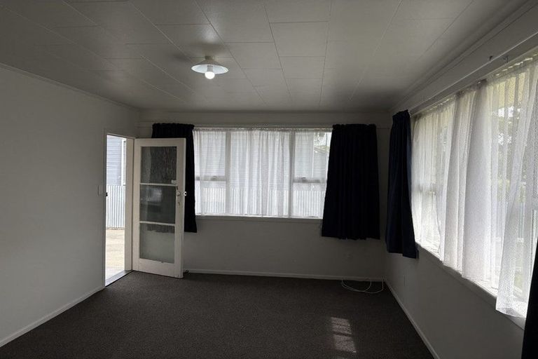 Photo of property in 813 Lyell Street, Akina, Hastings, 4122
