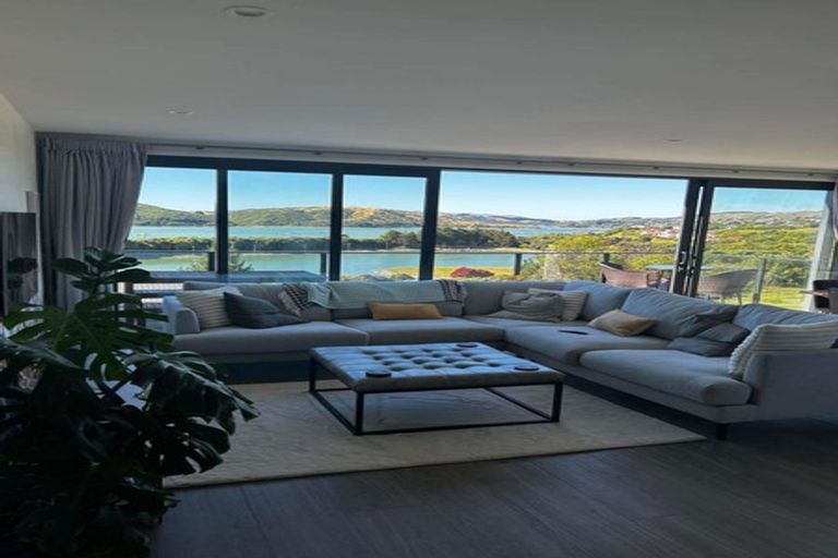 Photo of property in 61a Whitford Brown Avenue, Papakowhai, Porirua, 5024