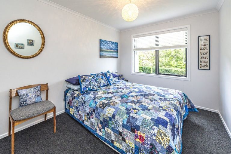 Photo of property in 8 Lithgow Drive, Otamatea, Whanganui, 4500