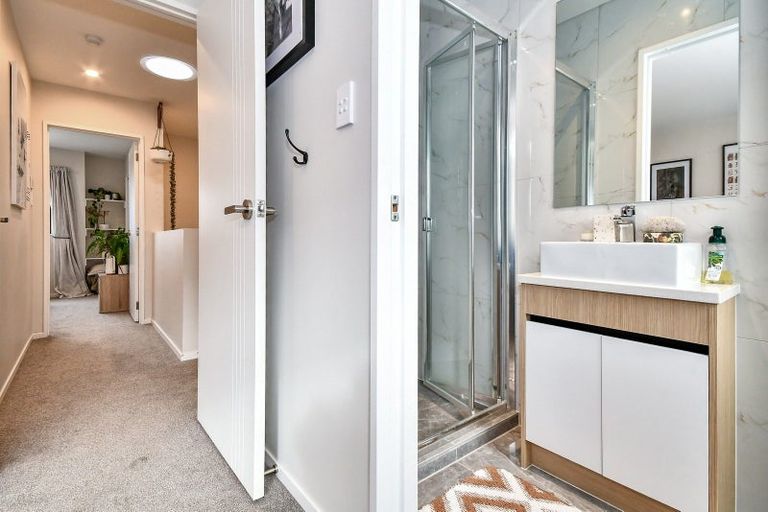 Photo of property in 4 Freshland Drive, Flat Bush, Auckland, 2019