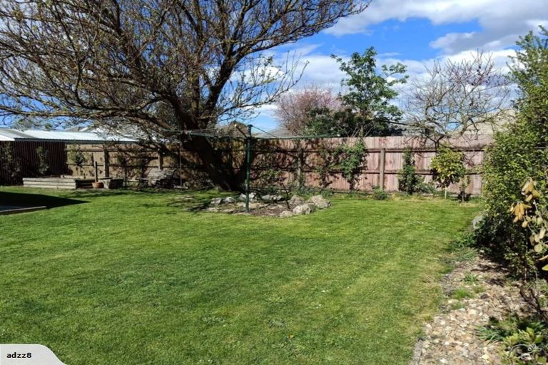 Photo of property in 27 Appleby Crescent, Burnside, Christchurch, 8053