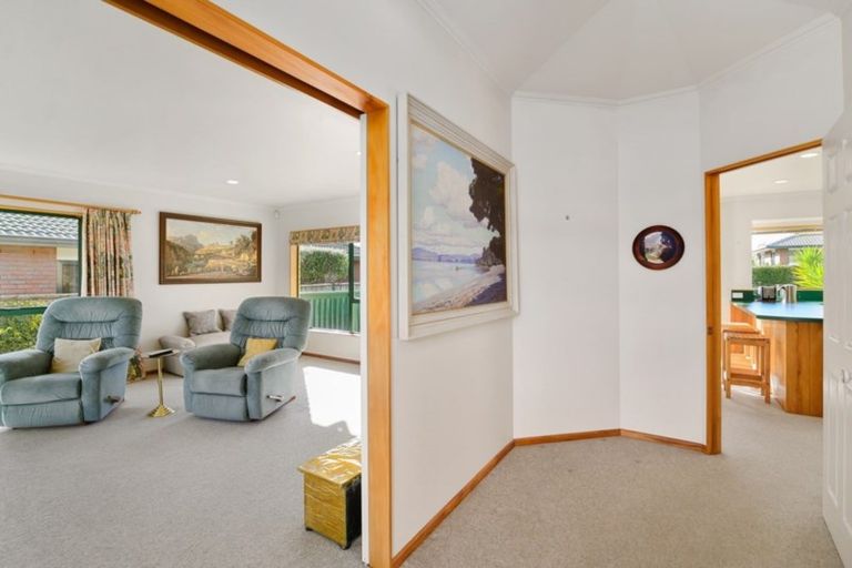 Photo of property in 14 Stanley Drive, Lynmore, Rotorua, 3010