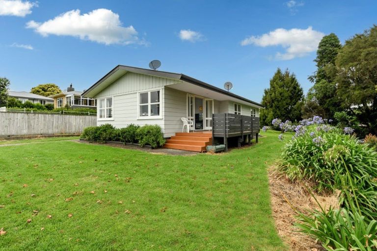 Photo of property in 18 Atuaroa Avenue, Te Puke, 3119